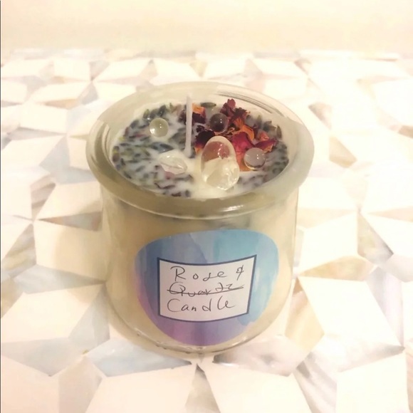 HOST PICK! 🌙NWT Rose & Quartz Candle - Picture 1 of 3